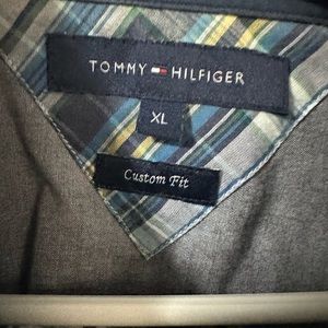 Tommi Hilfiger size XL